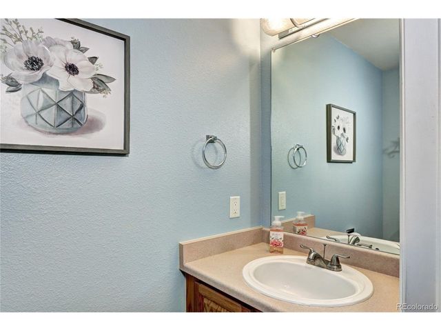 10554 Tracewood Cir, Highlands Ranch, CO 80130