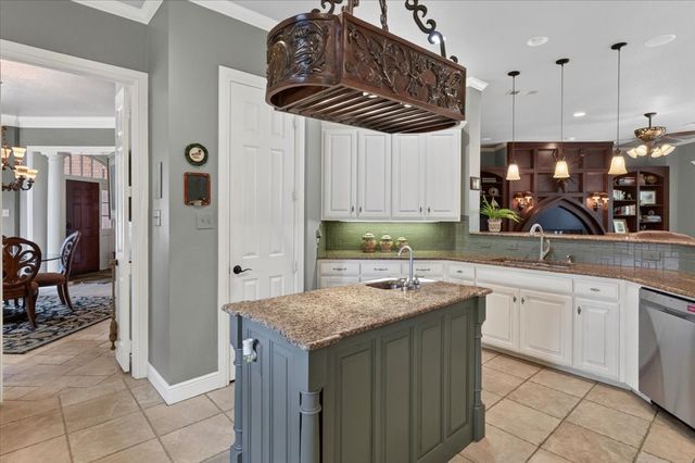 5133 Sealands Lane, Fort Worth, TX 76116