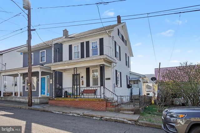 418 ELIZABETH ST, Williamstown, PA 17098