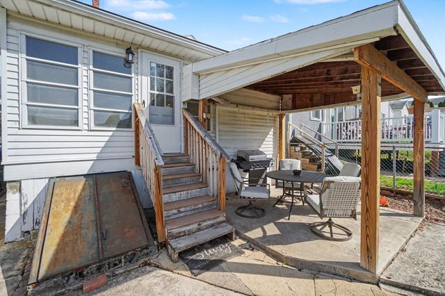 418 ELIZABETH ST, Williamstown, PA 17098