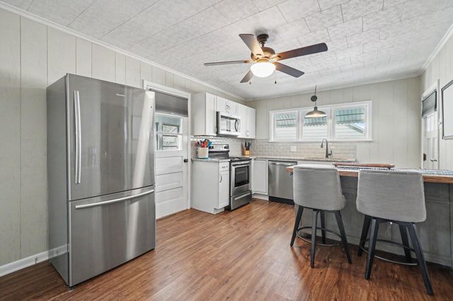 418 ELIZABETH ST, Williamstown, PA 17098