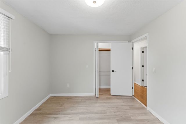 5 Collingwood Drive, Cranston, RI 02921