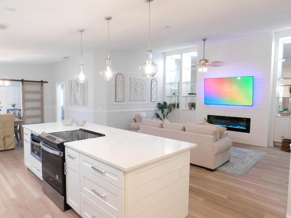 1206 SW Balmoral Trace, Stuart, FL 34997