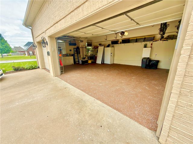 1921 Wilkes Avenue, Springdale, AR 72762