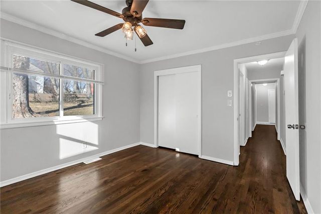 936 HILLSIDE Avenue, Liberty, MO 64068