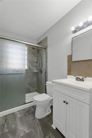 936 HILLSIDE Avenue, Liberty, MO 64068