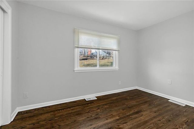 936 HILLSIDE Avenue, Liberty, MO 64068