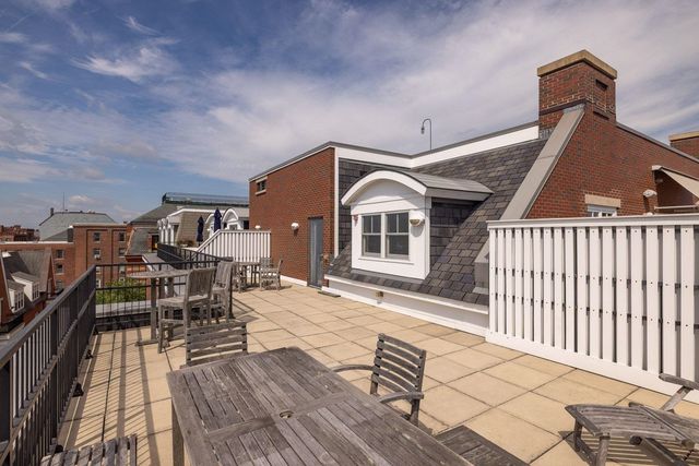 18 Congress St Ste 304, Portsmouth, NH 03801