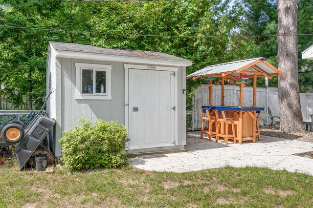 108 Henderson Place, Cadillac, MI 49601