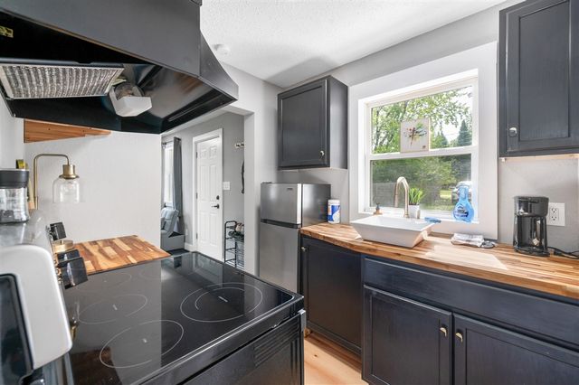 108 Henderson Place, Cadillac, MI 49601