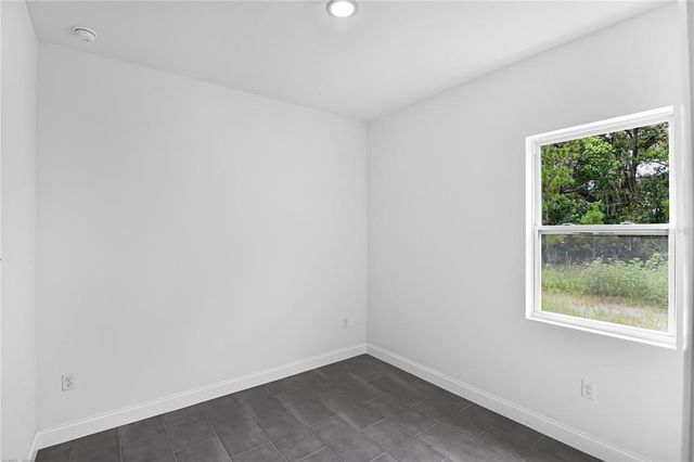 24133 NW FALCON AVENUE, Dunnellon, FL 34431