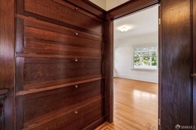60 Mercedes Way, San Francisco, CA 94127