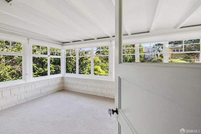 60 Mercedes Way, San Francisco, CA 94127