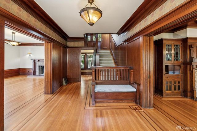 60 Mercedes Way, San Francisco, CA 94127