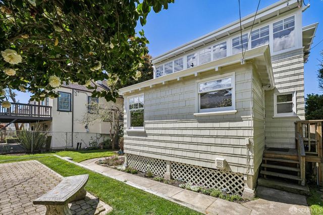 60 Mercedes Way, San Francisco, CA 94127