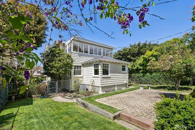 60 Mercedes Way, San Francisco, CA 94127