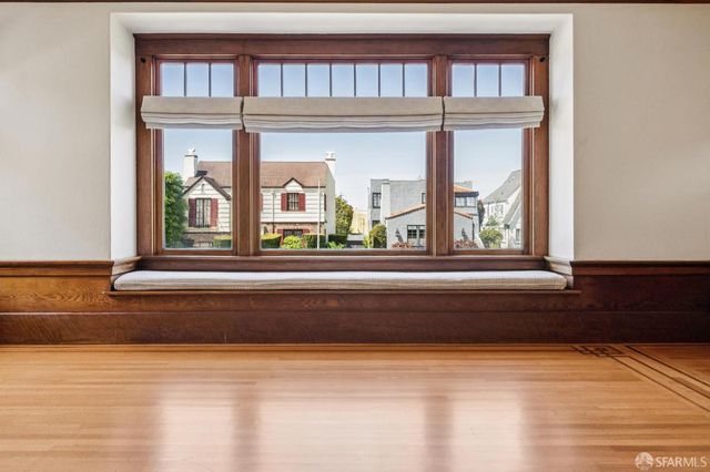 60 Mercedes Way, San Francisco, CA 94127