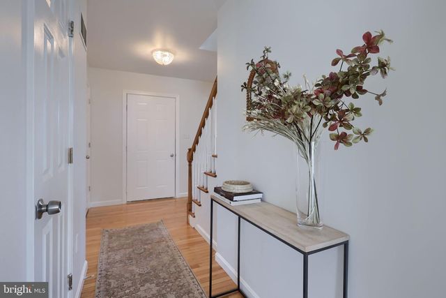 1790 HERMAN DR, York, PA 17408