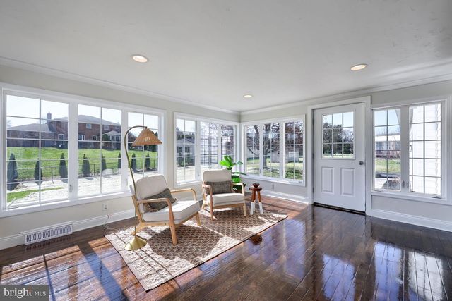 1790 HERMAN DR, York, PA 17408