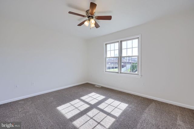 1790 HERMAN DR, York, PA 17408