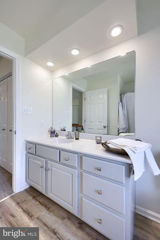 1790 HERMAN DR, York, PA 17408