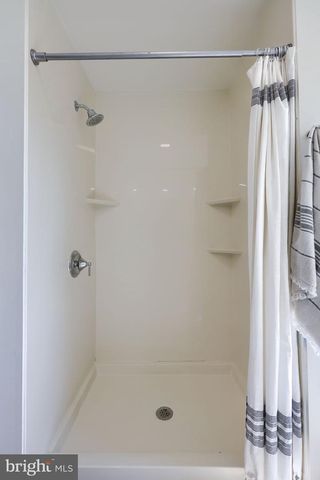 1790 HERMAN DR, York, PA 17408