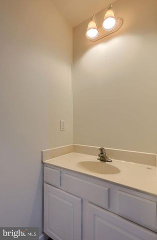 1790 HERMAN DR, York, PA 17408