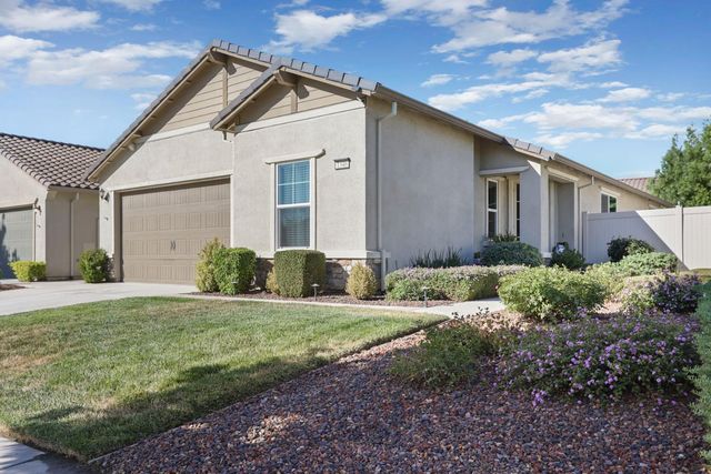 1346 E Chestnut Hill Dr, Manteca, CA 95336