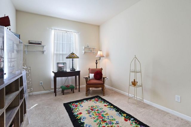 1346 E Chestnut Hill Dr, Manteca, CA 95336