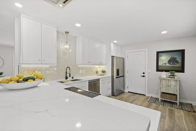 5314 Kroncke Drive, Madison, WI 53711