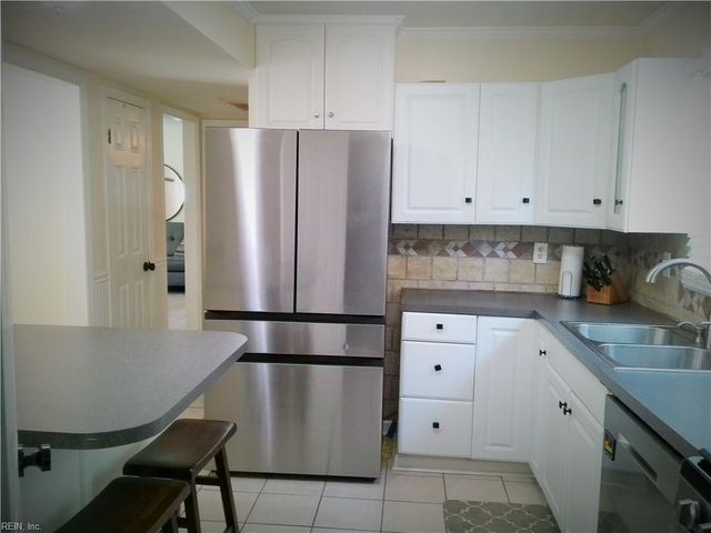 146 Harrington RD, Newport News, VA 23602