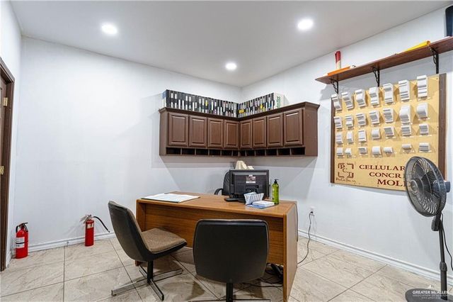2243 Pecan Boulevard A+B, Mcallen, TX 78501