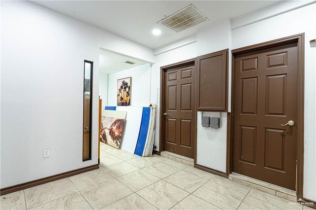 2243 Pecan Boulevard A+B, Mcallen, TX 78501