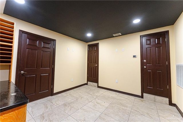 2243 Pecan Boulevard A+B, Mcallen, TX 78501