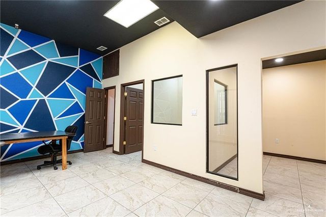 2243 Pecan Boulevard A+B, Mcallen, TX 78501