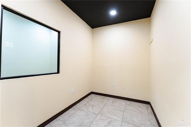 2243 Pecan Boulevard A+B, Mcallen, TX 78501