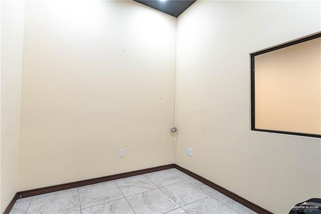 2243 Pecan Boulevard A+B, Mcallen, TX 78501