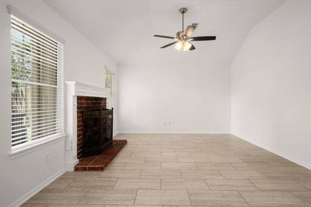 16014 Lakestone Drive, Tomball, TX 77377