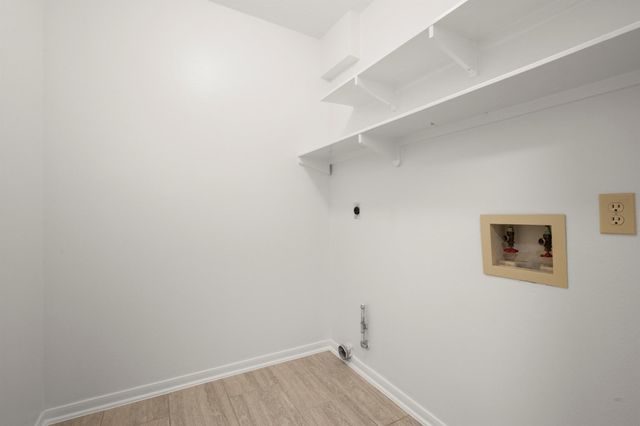 16014 Lakestone Drive, Tomball, TX 77377