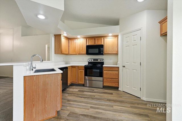 3502 S Twin Springs Way, Nampa, ID 83686