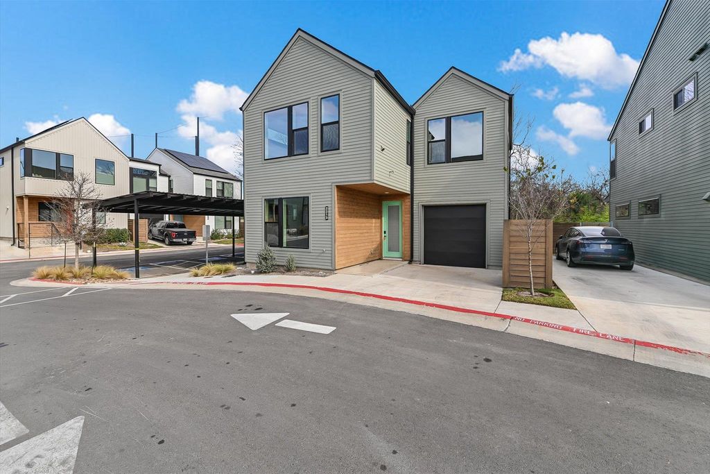 2211 E M Franklin Ave 22, Austin, TX 78723
