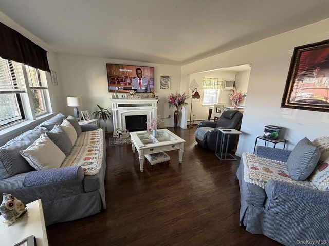 83 Althouse Avenue, East Rockaway, NY 11518