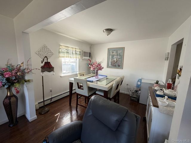 83 Althouse Avenue, East Rockaway, NY 11518