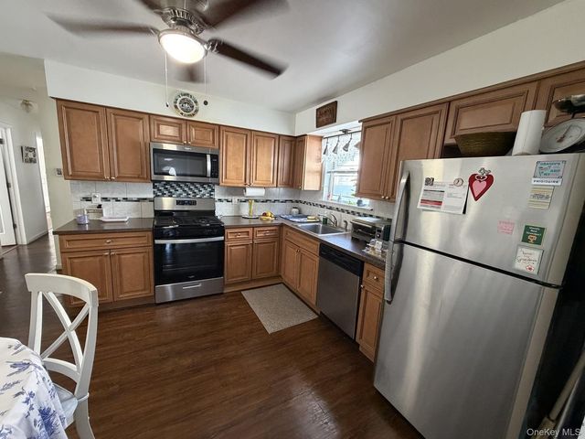 83 Althouse Avenue, East Rockaway, NY 11518