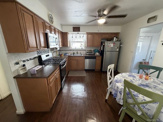 83 Althouse Avenue, East Rockaway, NY 11518