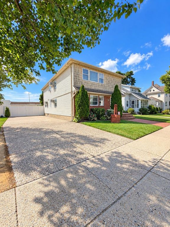 83 Althouse Avenue, East Rockaway, NY 11518 — photo 2