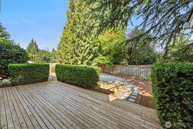 12518 SE 67th Street, Bellevue, WA 98006