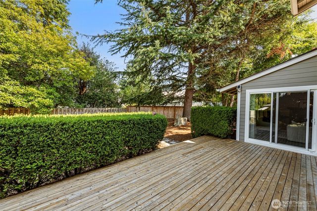 12518 SE 67th Street, Bellevue, WA 98006