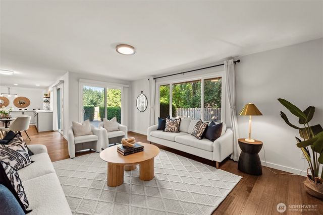 12518 SE 67th Street, Bellevue, WA 98006