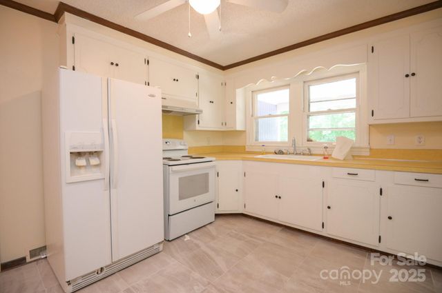 7645 Robinson Church Road, Harrisburg, NC 28075